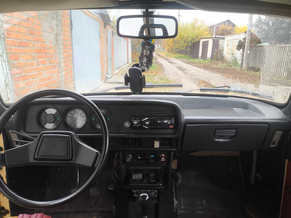 Продам Москвич 2140