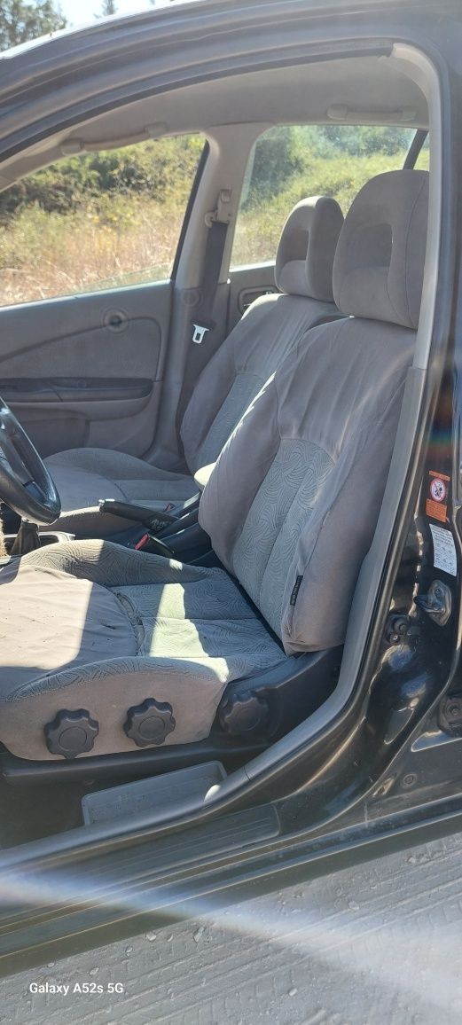 Para peças Nissan Almera 1.5i gasolina ano2001 todas as peças disponív