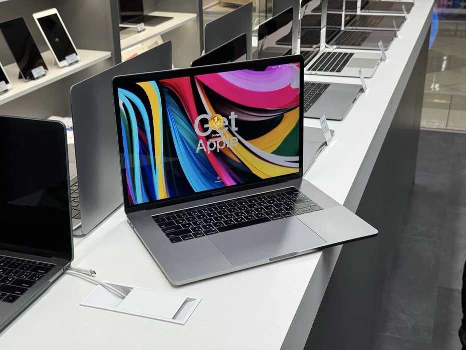 MacBook Pro 15’’ 2019 і7 16GB|256GB ГАРАНТІЯ Київ ТЦ “LAKE PLAZA”