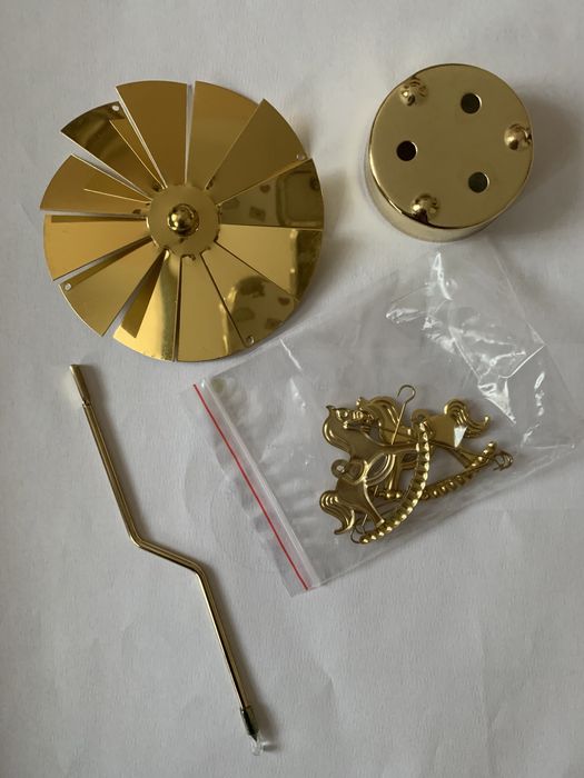 Свеча Рождественская новогодняя карусель