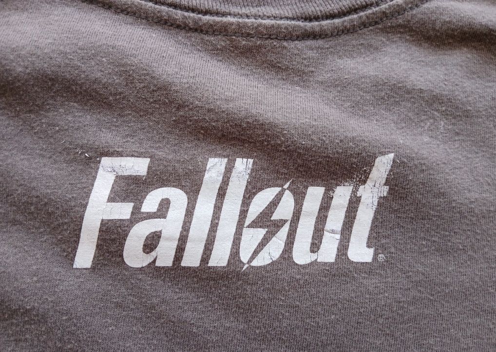 Игровой мерч футболка игра Fallout Bethesda