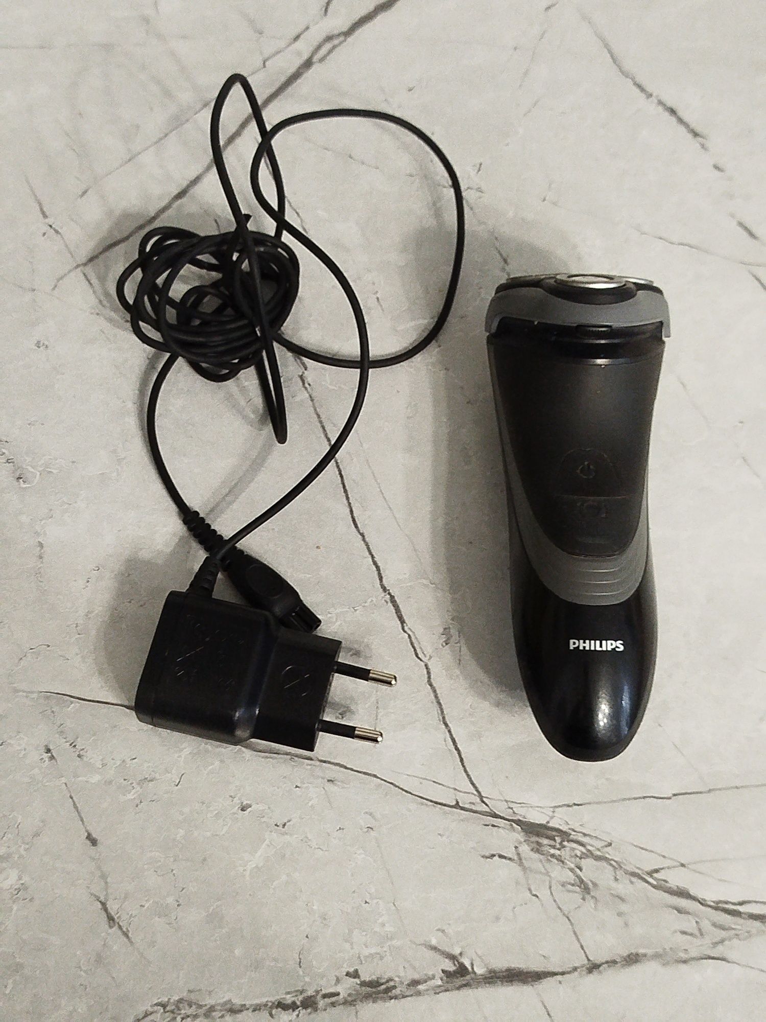 Электробритва Philips PT725,електробритва