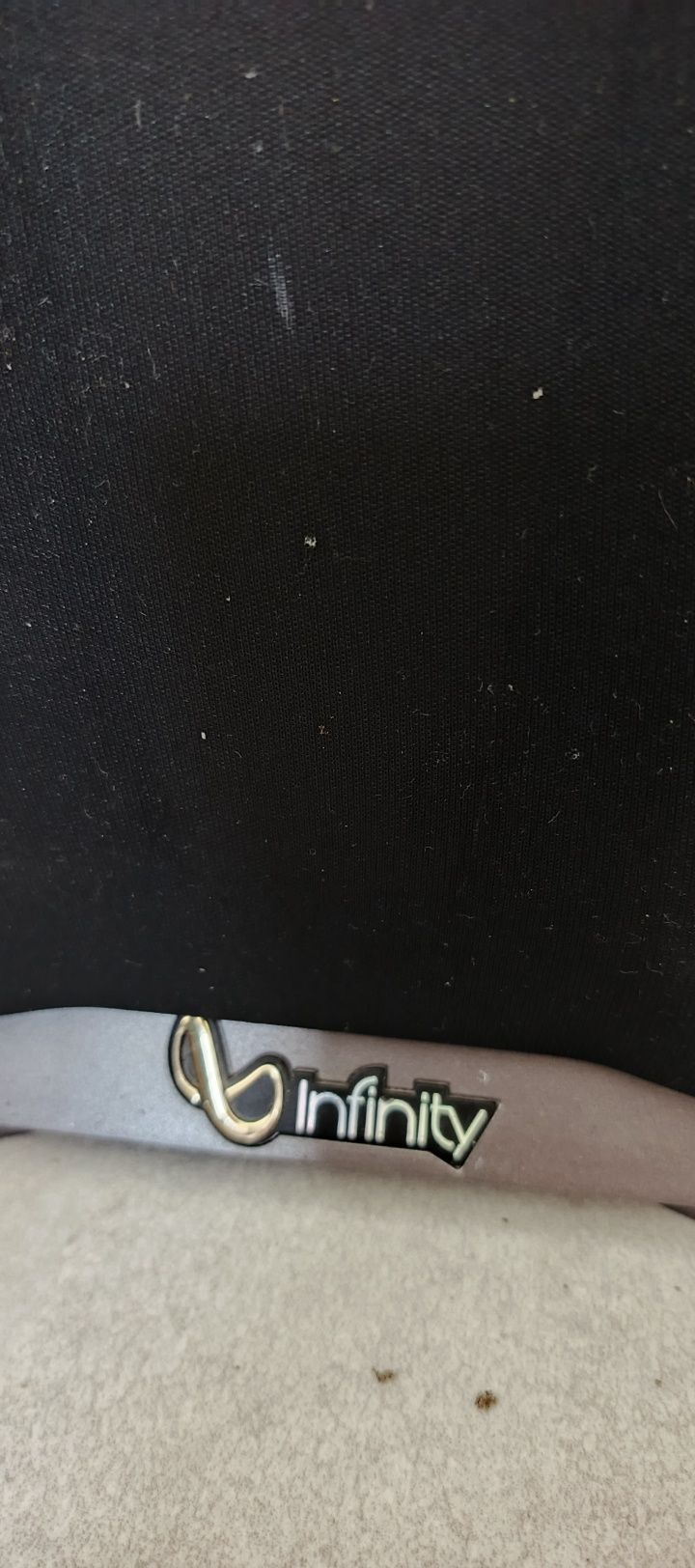Kolumny Infinity delta 30 uszkodzone