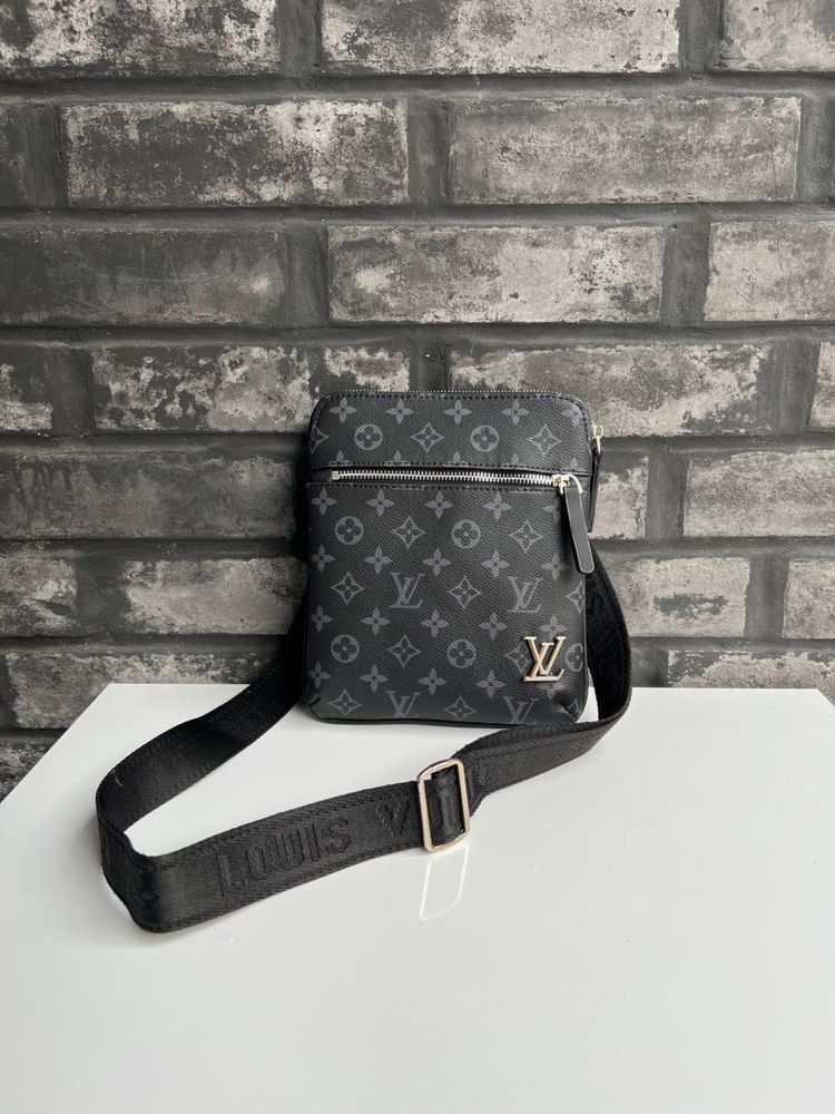 Чоловіча сумка - Louis Vuitton