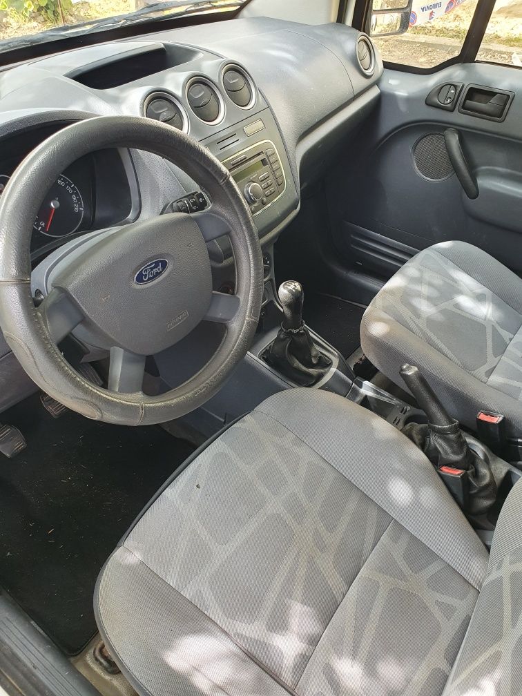 Ford Connect Bom estado com Ar Cond