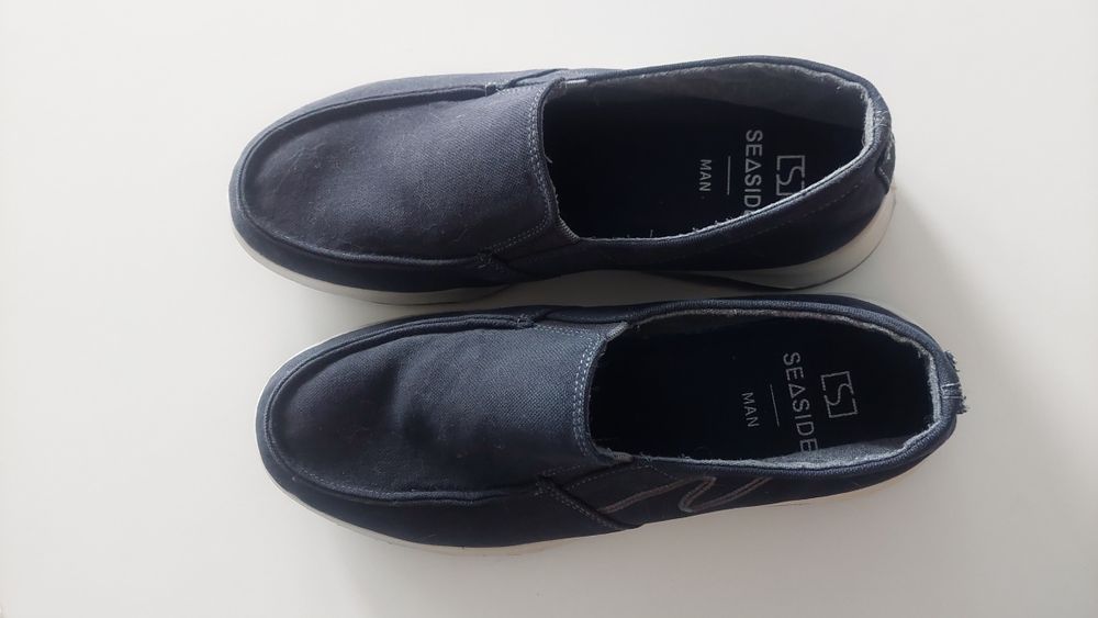 Sapatos azuis...