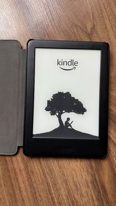 Сенсонра електронна книга Kindle 10gen з підсвіткою та обкладинкою