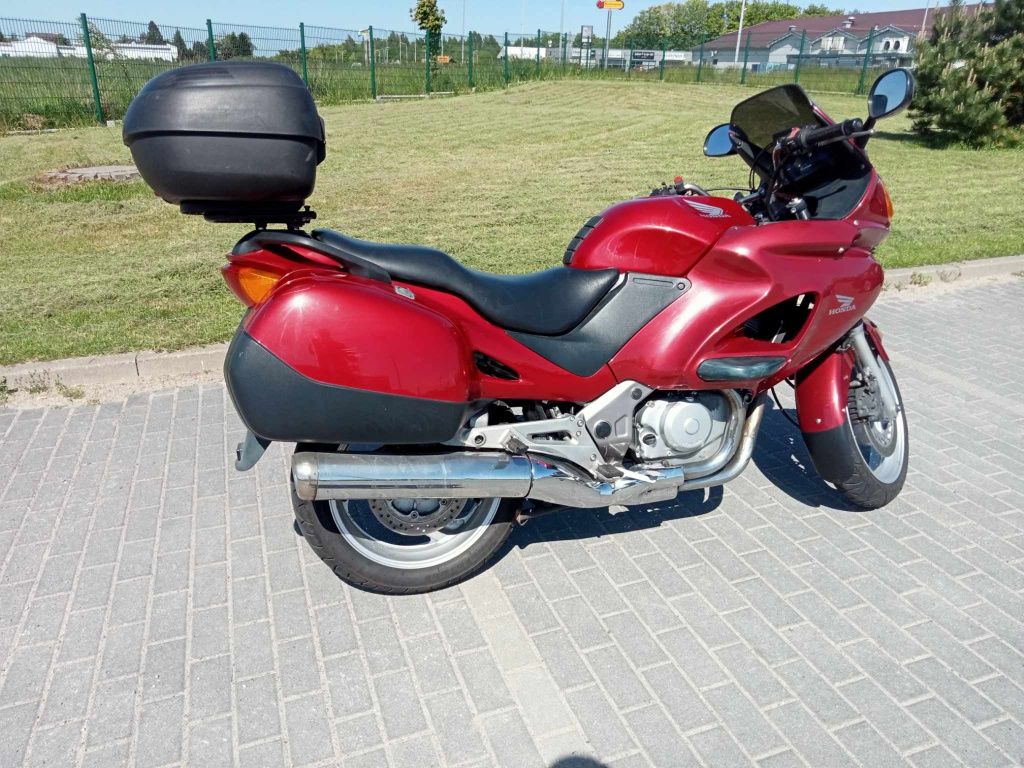 Honda Deaville 2002r 650 po serwisie//stan bdb//OC i przegląd 05.25r