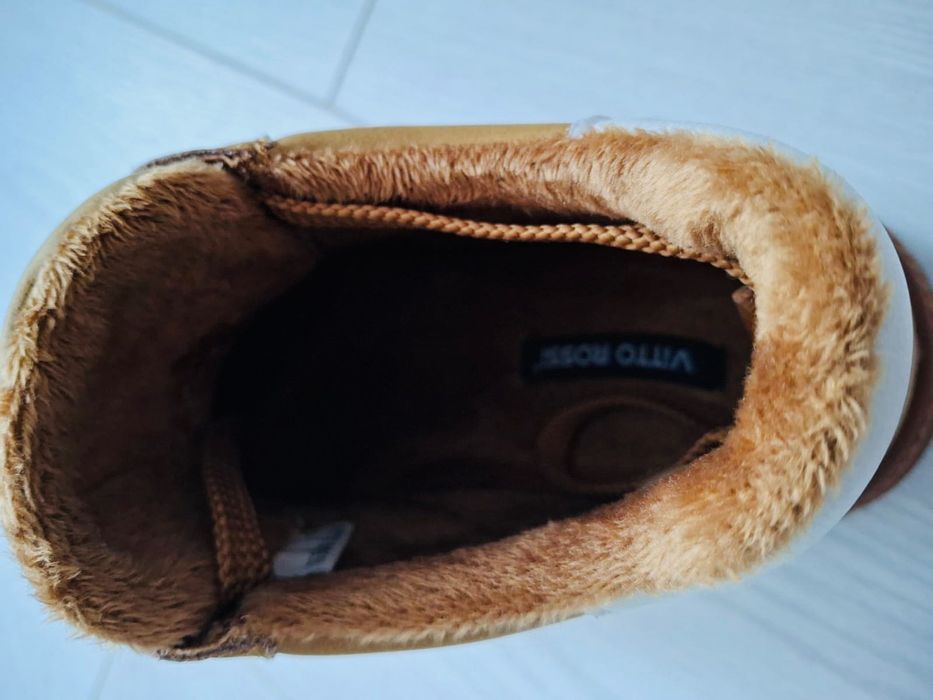 Нові замшеві черевики Vito Rossi, 38