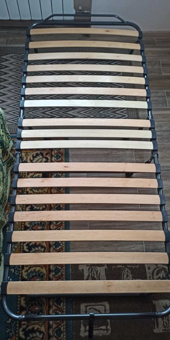 Розкладне ліжко JESBY