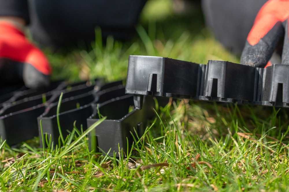 Kratka pod robot koszący 20x50x3 cm OGRÓD PARKING TRAWNIK kotwy