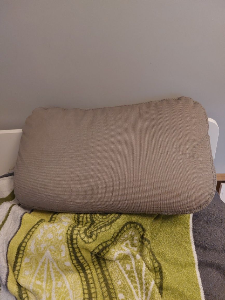 Zaglówek/poduszka na łóżko sypialniane ikea