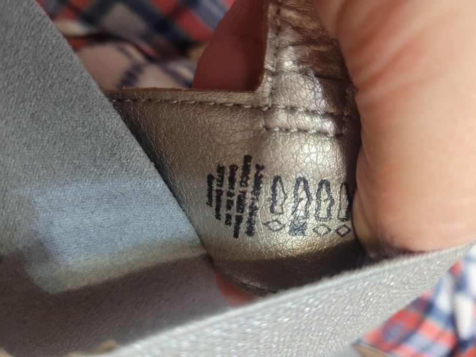 Продам босоніжки Marko Tozzy