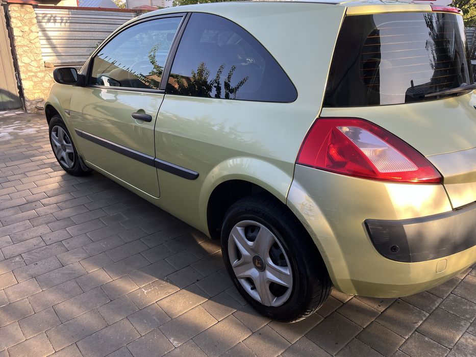 Renault megane 1.6 купе автомат