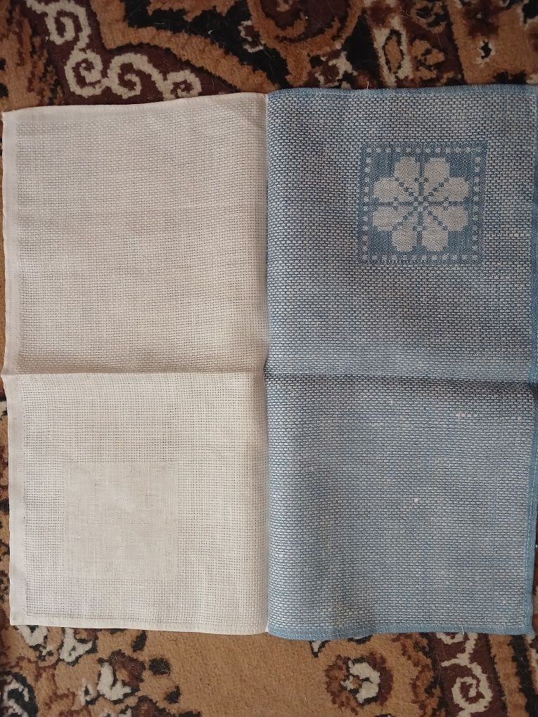 Салфетки льняные.. Новые. 4 штуки. 45×45.