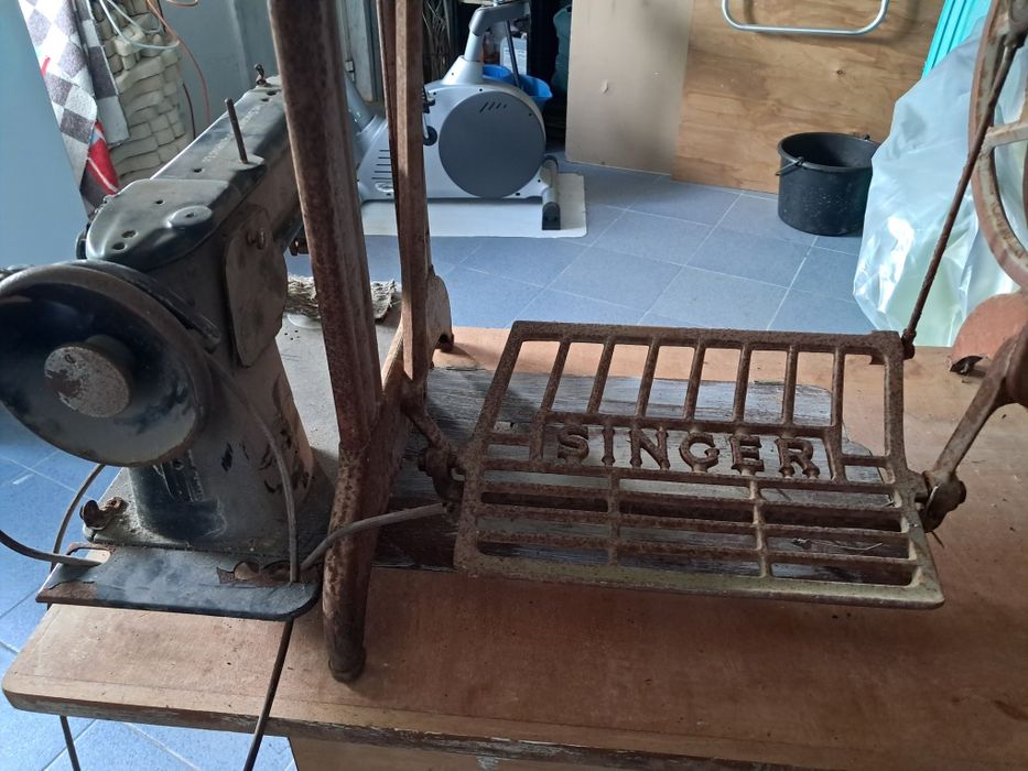 Máquinas de costura antigas .