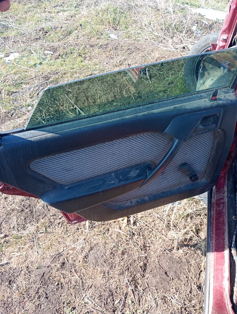 Opel Vectra A стекло двери задней левой