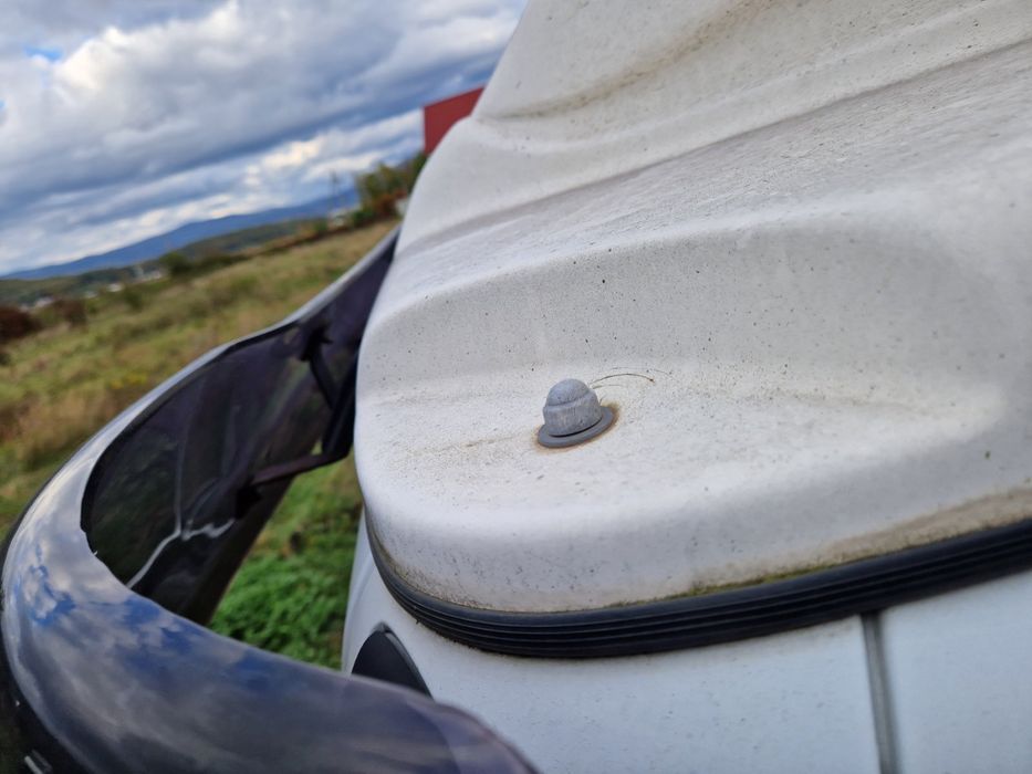 Спойлер верхній  IVECCO Karho