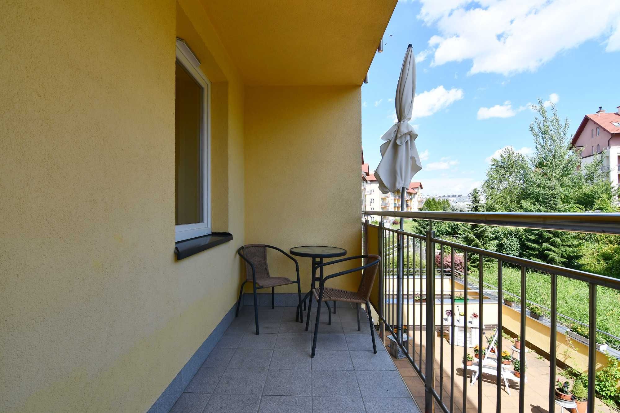 Od 01.11 -> 3 niezależne pokoje 65m2 Projektant ul. Krośnieńska garaż