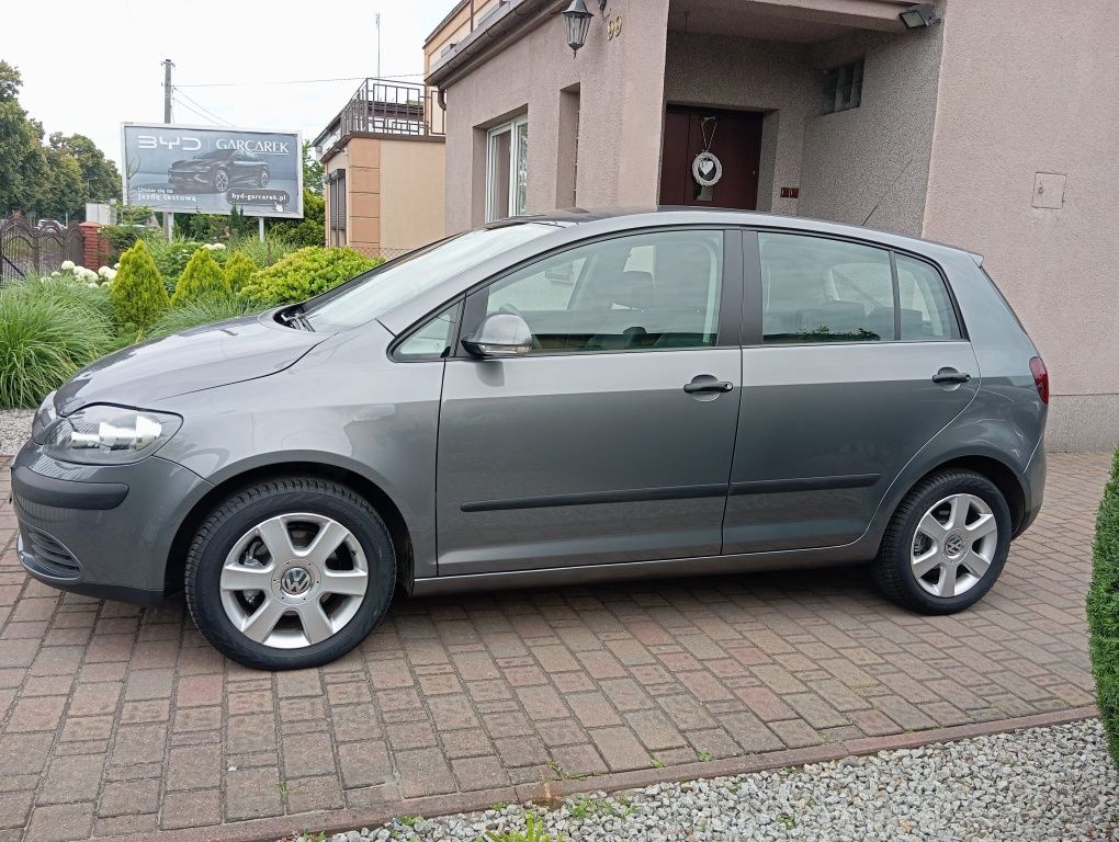Volkswagen Golf V Plus 1.4 MPI benzyna Rok 2005