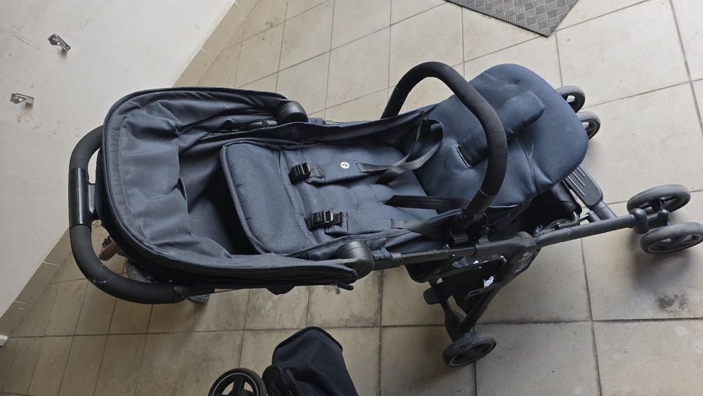 Wozek spacerowy Maxi Cosi Lara 2