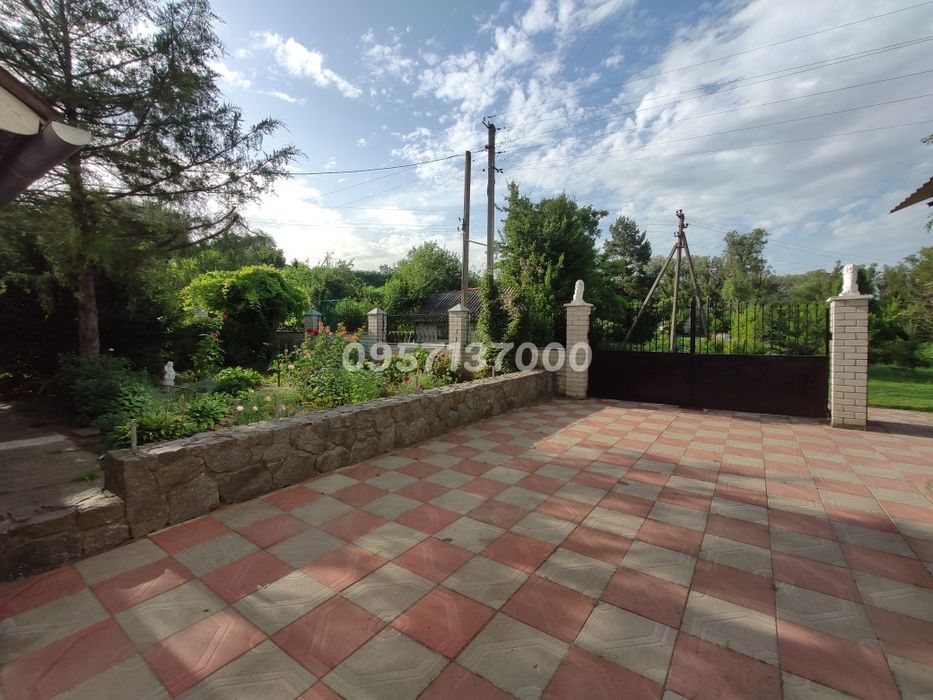 Будинок біля річки!!