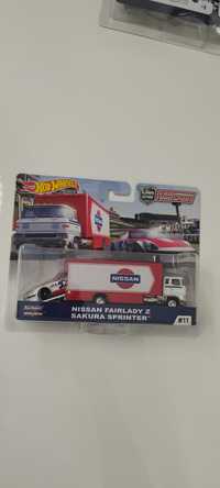 Hot wheels team transport premium nissan fairlady z 11 sakura