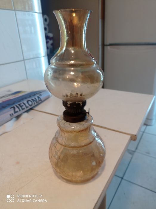 Lampa naftowa naftowa