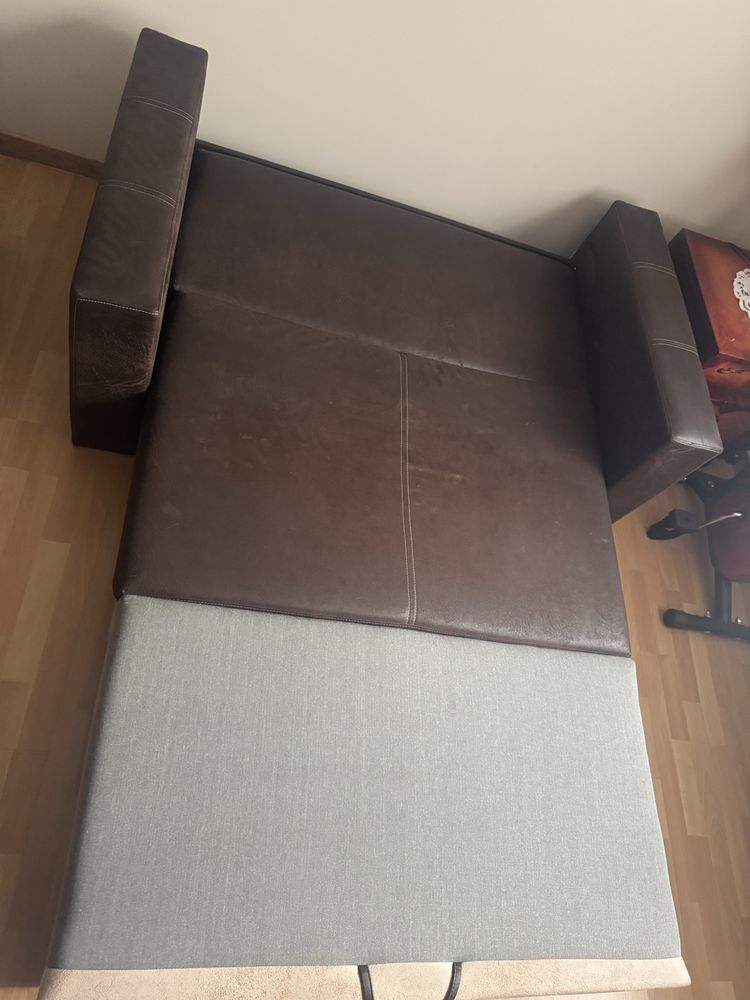 Sofa rozkładana 2osobowa z pojemnikiem na pościel