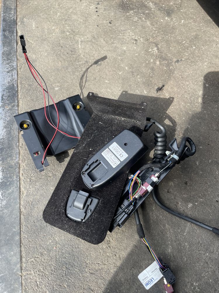 Mercedes w211 w219 moduł bluetooth w podłokietnik