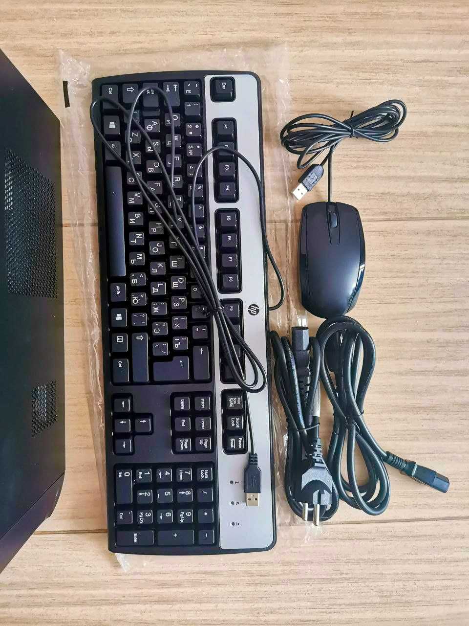 Системный блок HP 3500MT i3-3240/ 8Gb DDR3/ 500Gb + 128Gb SSD/ DVDrw