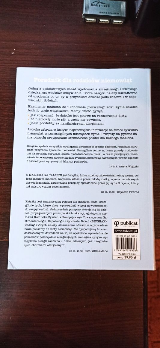 U malucha na talerzu. Zdrowa dieta dla niemowląt. PUBLICAT