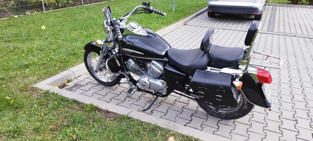 Honda Shadow 125 (motocykl na kat B)