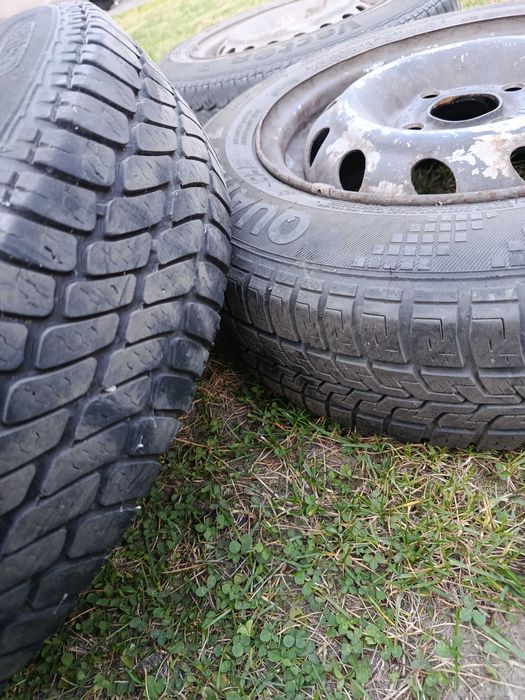 Używane opony zimowe 145/80 R13 opel corsa