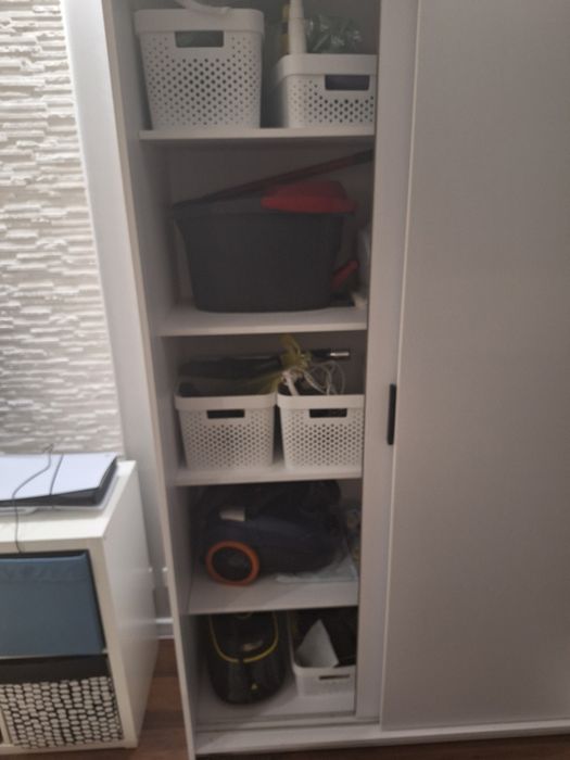 Szafa duża salonowa