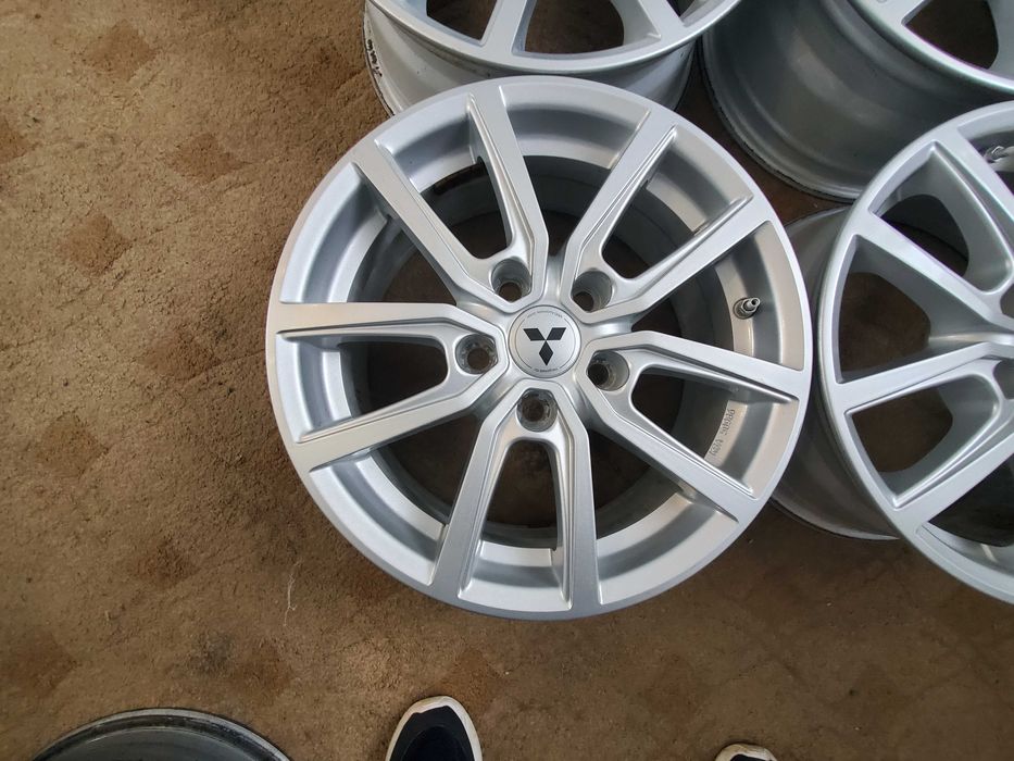 Диски 5 114,3 R16 Mitsubishi, 6,5J ET40, ЦО 67,1 з датчиками