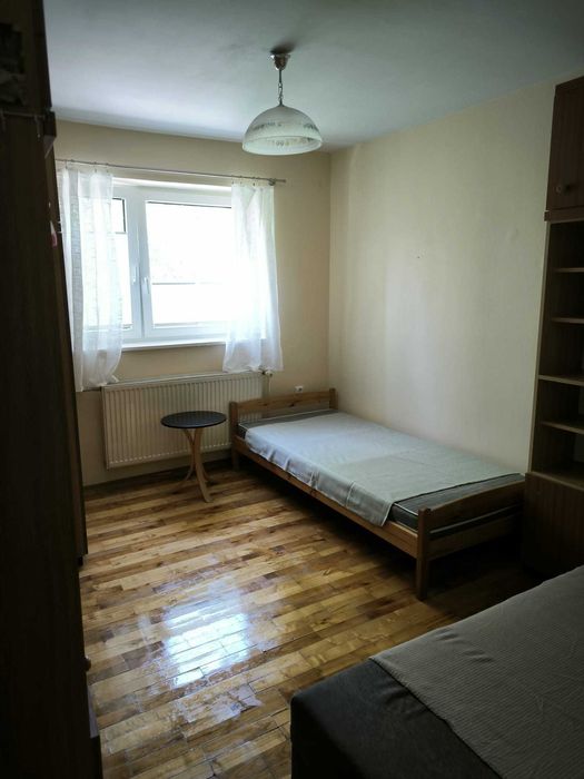 bezpośrednio wynajmę pokoje w Centrum Janki k/Warszawy