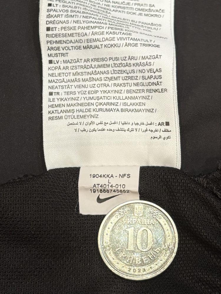 Шорти nike на dri fit, розмір l