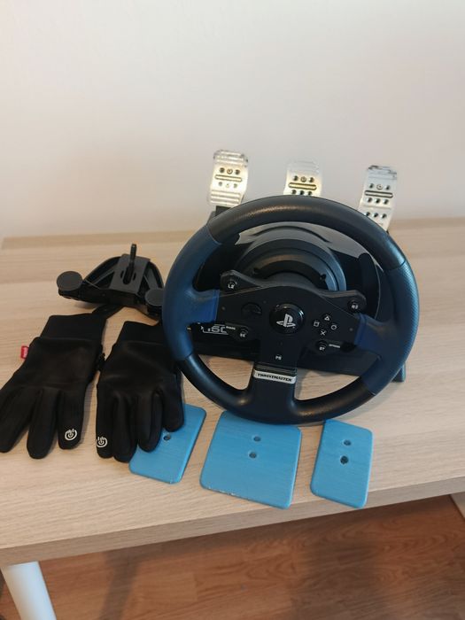 Simulador T150 + 3 pedais + pedais extra + luvas (separado)