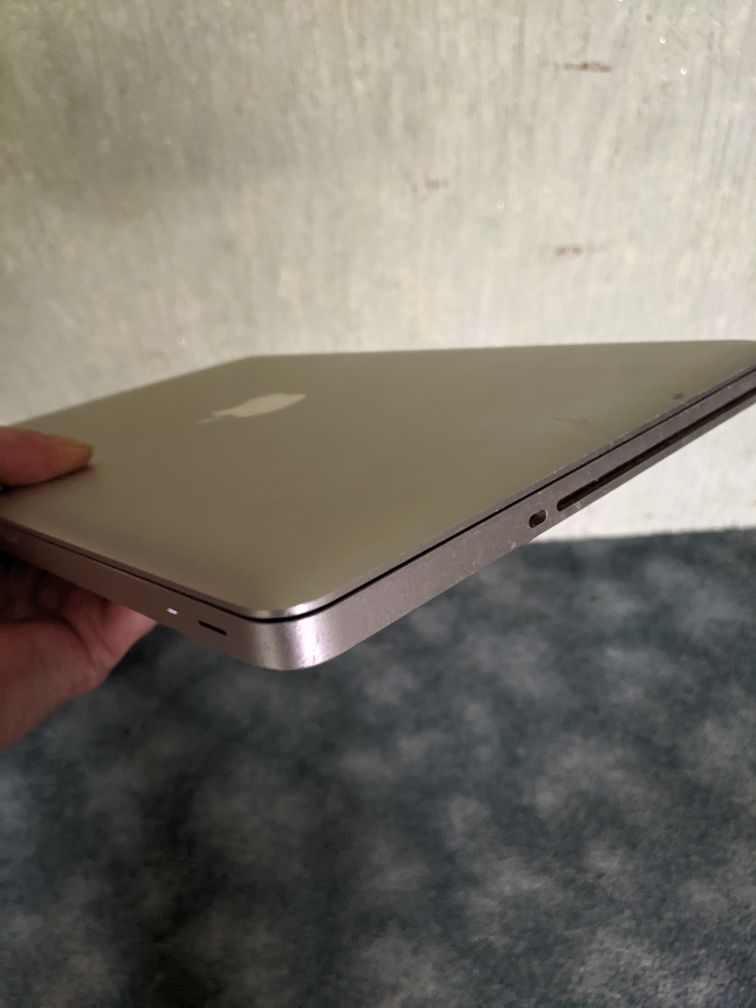 MacBook pro 13 2012.. Core i5.  16 ГБ/480ГБ. SSD