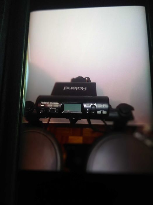 Vende se bateria Roland td4