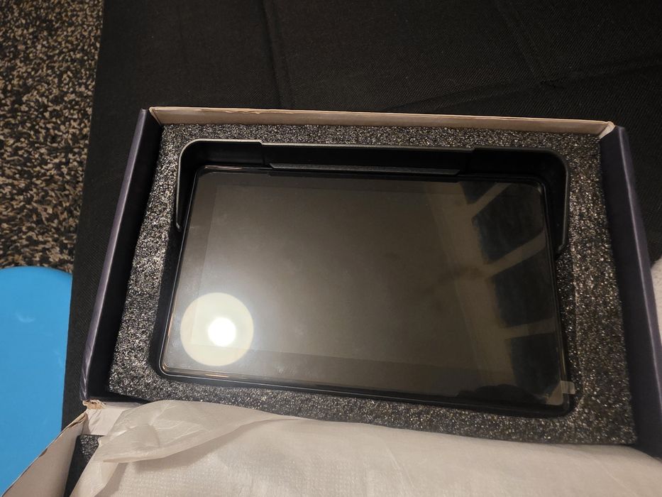 Vendo Ecrã Multimídia Automotivo — CarPlay & Android Auto | IP67 | Nov