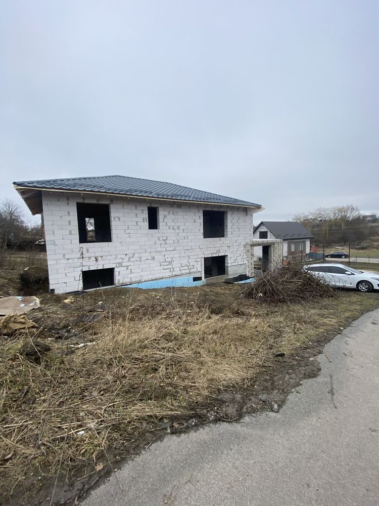 Продаж гарного будинку в мікрорайоні Лезнево