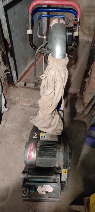 Машина шліфувальна