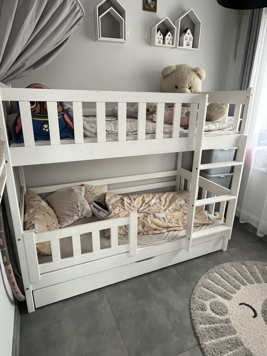 Łóżko piętrowe dziecięce drewniane