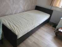 Łóżko w komplecie ze stelażem i materacem 90x200 cm