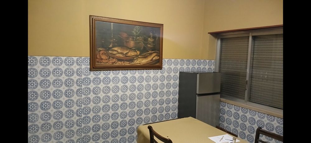 Arrenda se quarto