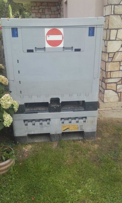 Skrzyniopaleta box pojemnik gruby twardy plastik skladana kazda sciana