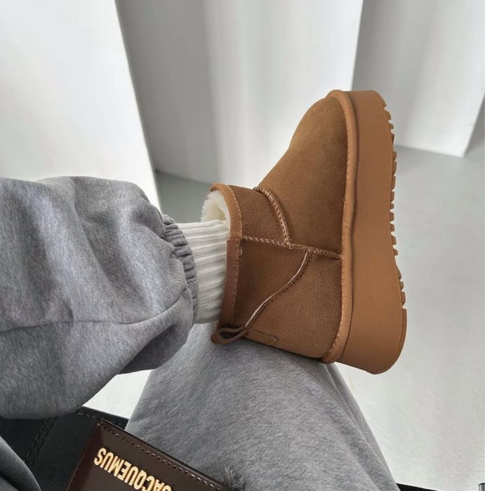 ugg зимову взуття залишилися 37;38 розмір