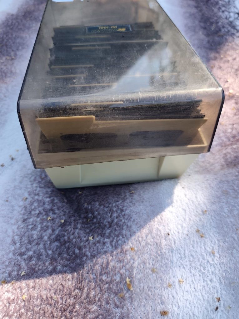 81 dyskietek Commodore 5.25